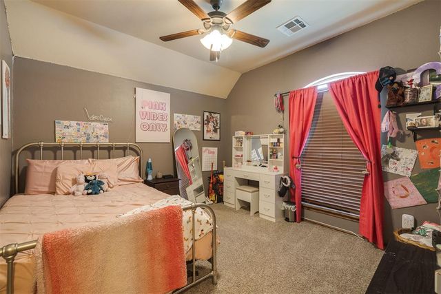 2816 Morgan Trace Road, Yukon, OK 73099