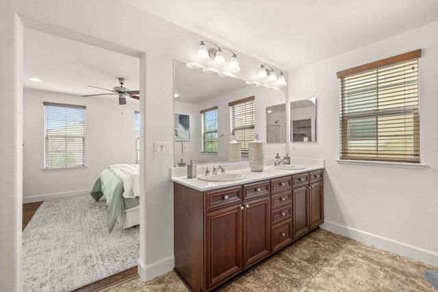 1599 Ballou Cir, Folsom, CA 95630