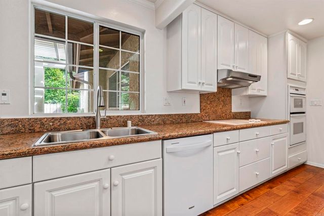 151 E Palm Lane Drive, Redlands, CA 92373