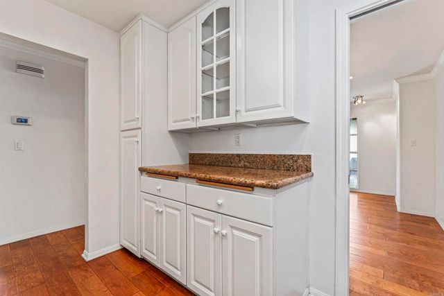 151 E Palm Lane Drive, Redlands, CA 92373