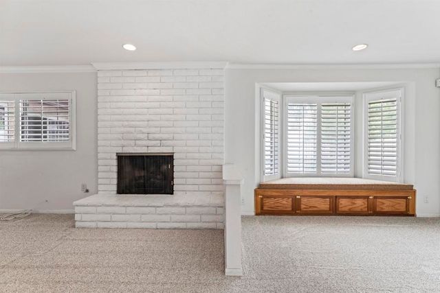 151 E Palm Lane Drive, Redlands, CA 92373