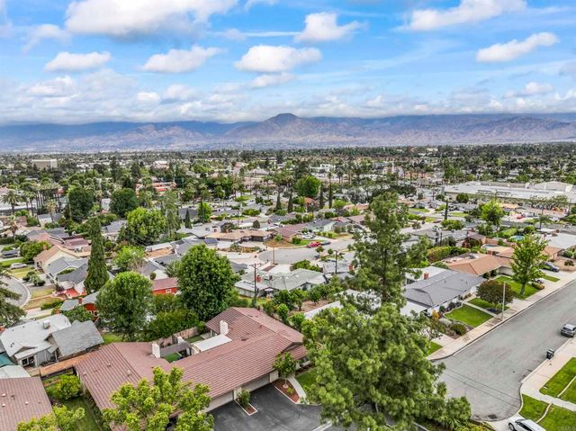 151 E Palm Lane Drive, Redlands, CA 92373