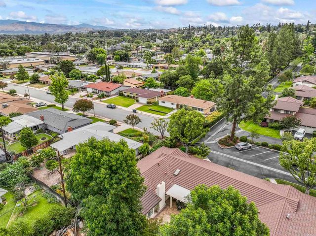 151 E Palm Lane Drive, Redlands, CA 92373