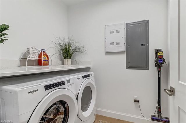 1115 Central AVE # 340, Naples, FL 34102