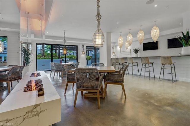 1115 Central AVE # 340, Naples, FL 34102