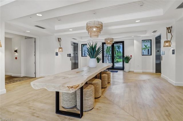 1115 Central AVE # 340, Naples, FL 34102