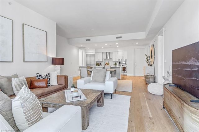 1115 Central AVE # 340, Naples, FL 34102