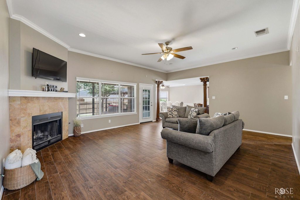Image 6 of property listing at 3634 Dominion Ridge, San Angelo, TX 76904