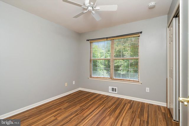 66 ARROWHEAD DR, Burlington Township, NJ 08016
