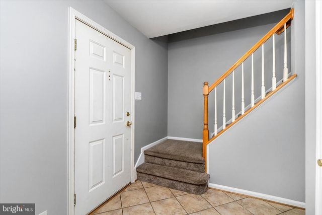 66 ARROWHEAD DR, Burlington Township, NJ 08016