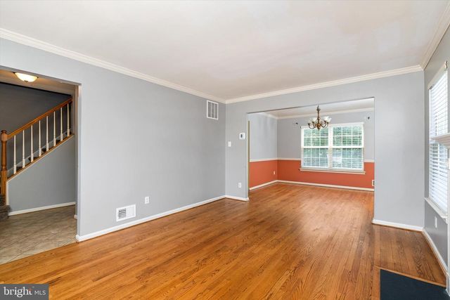 66 ARROWHEAD DR, Burlington Township, NJ 08016