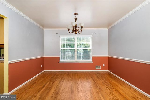 66 ARROWHEAD DR, Burlington Township, NJ 08016