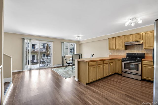 168 Beach 96th Street, Far Rockaway, NY 11693