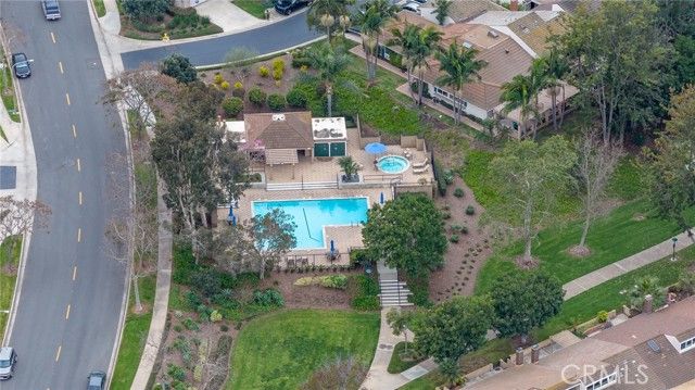 17322 Rosewood, Irvine, CA 92612