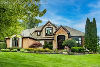 7712 Parkcrest Circle, Independence Charter Township, MI 48348