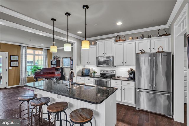 1725 HARALSON DRIVE, Mechanicsburg, PA 17055