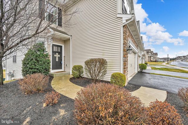 1725 HARALSON DRIVE, Mechanicsburg, PA 17055