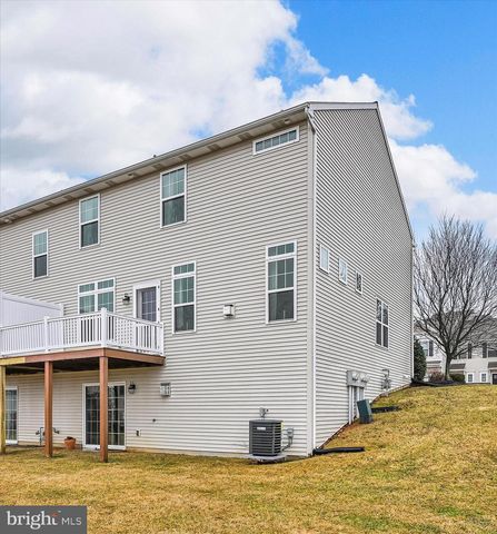 1725 HARALSON DRIVE, Mechanicsburg, PA 17055