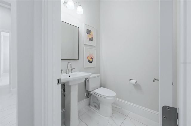 8352 SEA GLASS COURT, Sarasota, FL 34240