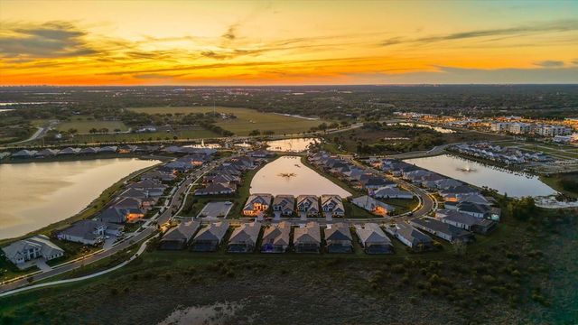 8352 SEA GLASS COURT, Sarasota, FL 34240