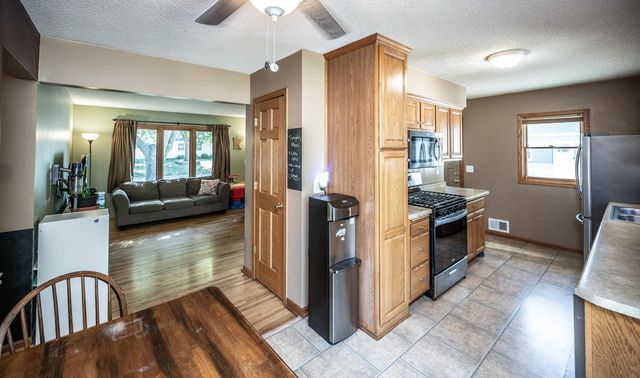 1949 Barry Drive, Newport, MN 55055