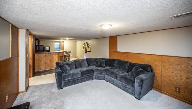 1949 Barry Drive, Newport, MN 55055