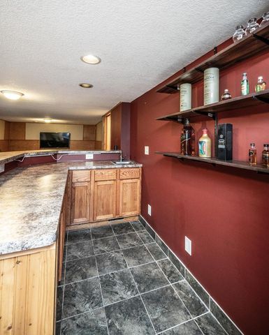 1949 Barry Drive, Newport, MN 55055