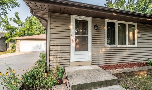 1949 Barry Drive, Newport, MN 55055