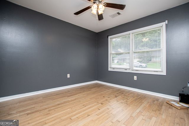 151 Wrenwood Lane, Carrollton, GA 30117