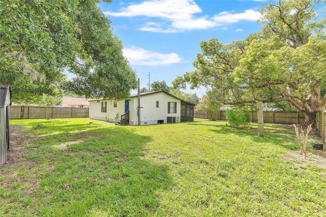 1706 CHARLESTON LANE, St Cloud, FL 34769