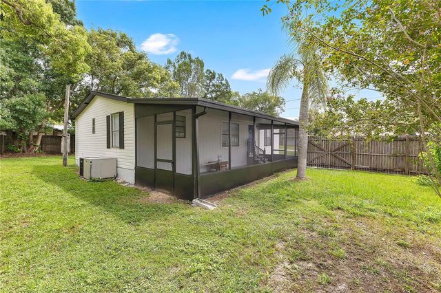 1706 CHARLESTON LANE, St Cloud, FL 34769