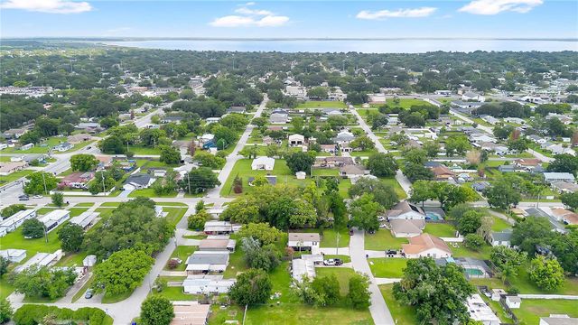 1706 CHARLESTON LANE, St Cloud, FL 34769