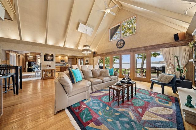 288 Latonka Dr, Jackson Twp, PA 16137