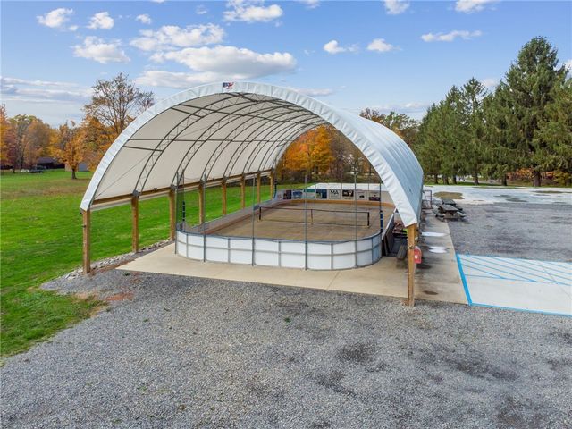 288 Latonka Dr, Jackson Twp, PA 16137