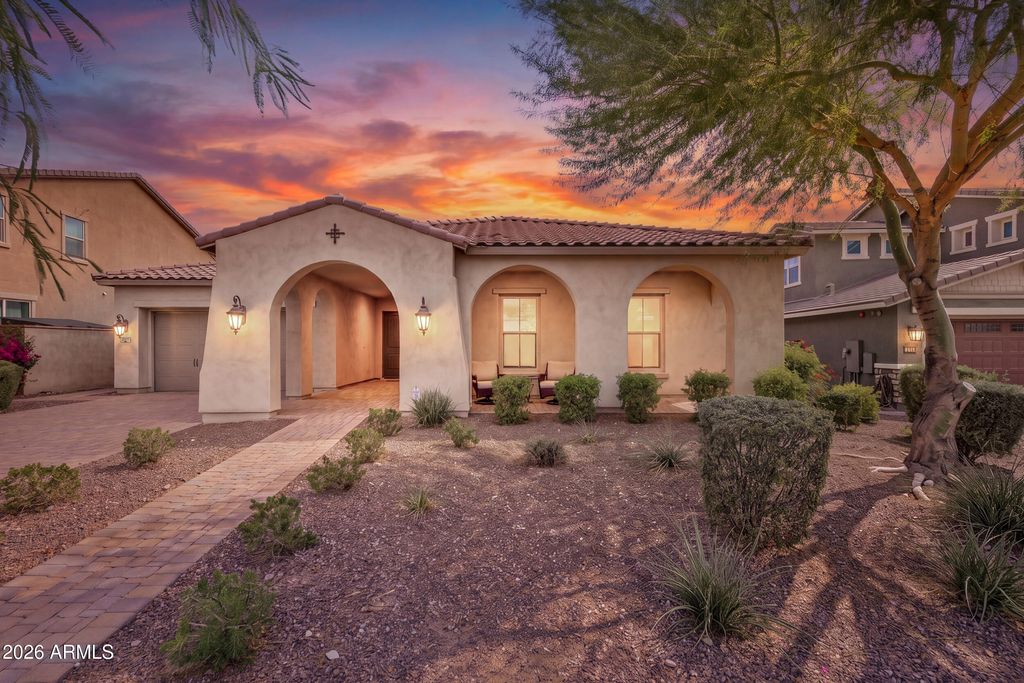 2317 N BEVERLY Place, Buckeye, AZ 85396 — photo 2