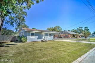122 N Richelieu Circle, New Iberia, LA 70560