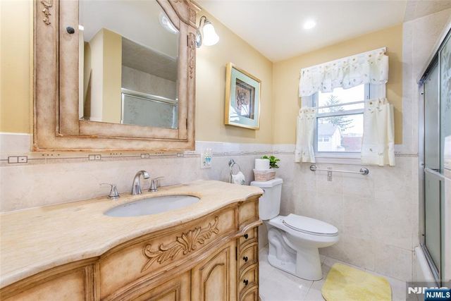 278 Marvin Avenue, Hackensack, NJ 07601