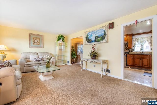 278 Marvin Avenue, Hackensack, NJ 07601