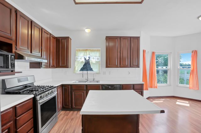 8683 Linick Drive, Reynoldsburg, OH 43068