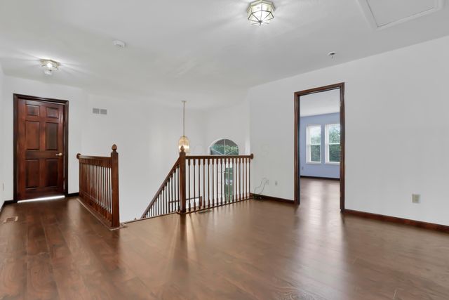 8683 Linick Drive, Reynoldsburg, OH 43068