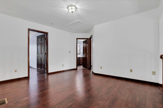 8683 Linick Drive, Reynoldsburg, OH 43068