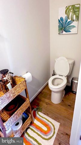 18989 CORAL REEF SQ, Leesburg, VA 20176