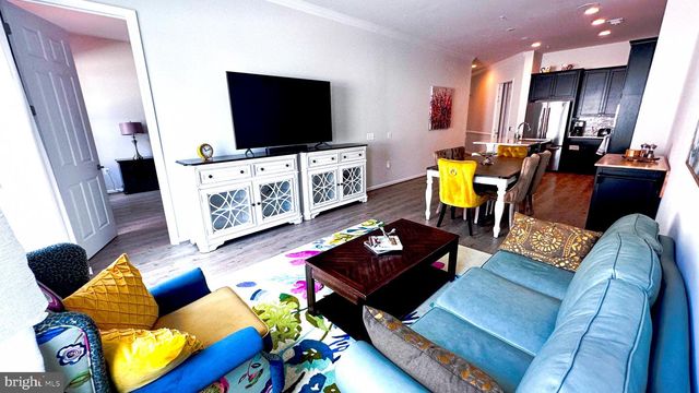 18989 CORAL REEF SQ, Leesburg, VA 20176