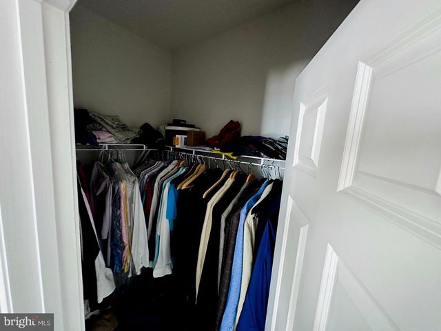 18989 CORAL REEF SQ, Leesburg, VA 20176