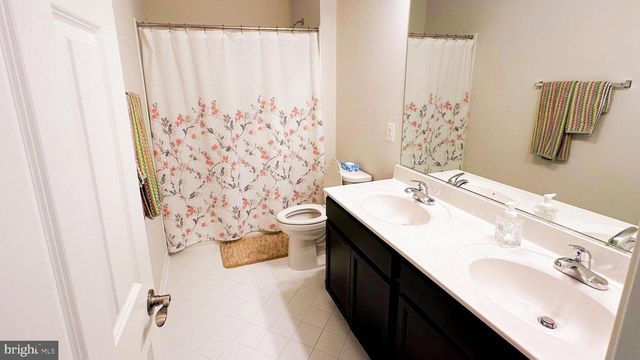 18989 CORAL REEF SQ, Leesburg, VA 20176