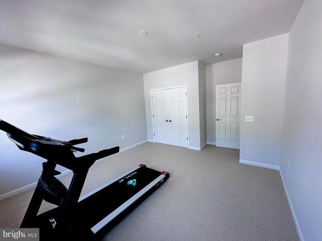 18989 CORAL REEF SQ, Leesburg, VA 20176