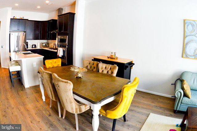18989 CORAL REEF SQ, Leesburg, VA 20176