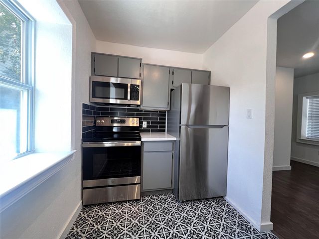 415 Fairview Avenue 6, Houston, TX 77006