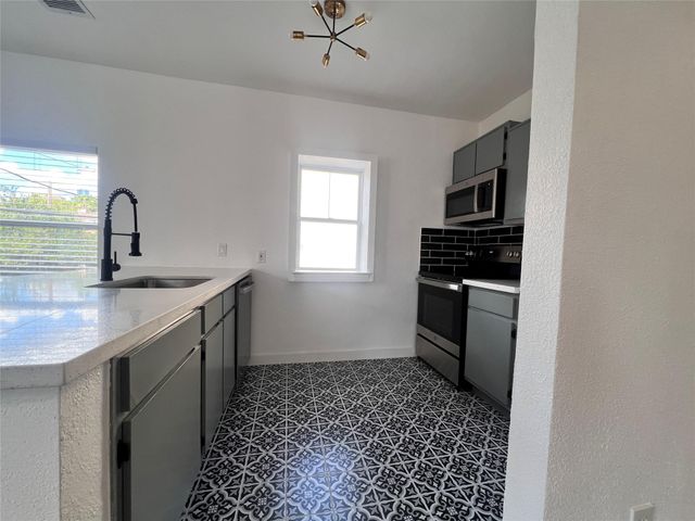 415 Fairview Avenue 6, Houston, TX 77006