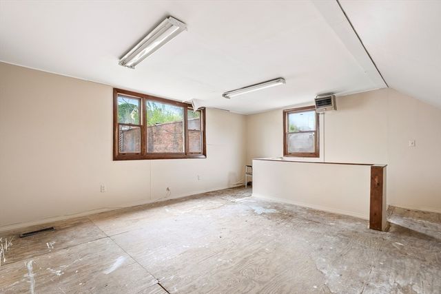1205 Massachusetts Ave, Arlington, MA 02476